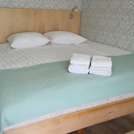 Apartament Uma Kuup Guest *